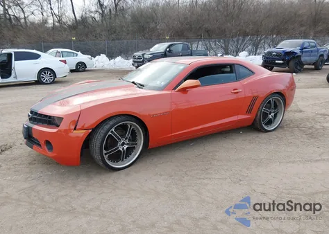 2010 Chevrolet Camaro 1Ls z USA, uszkodzony, nr VIN 2G1FE1EV0A9209857